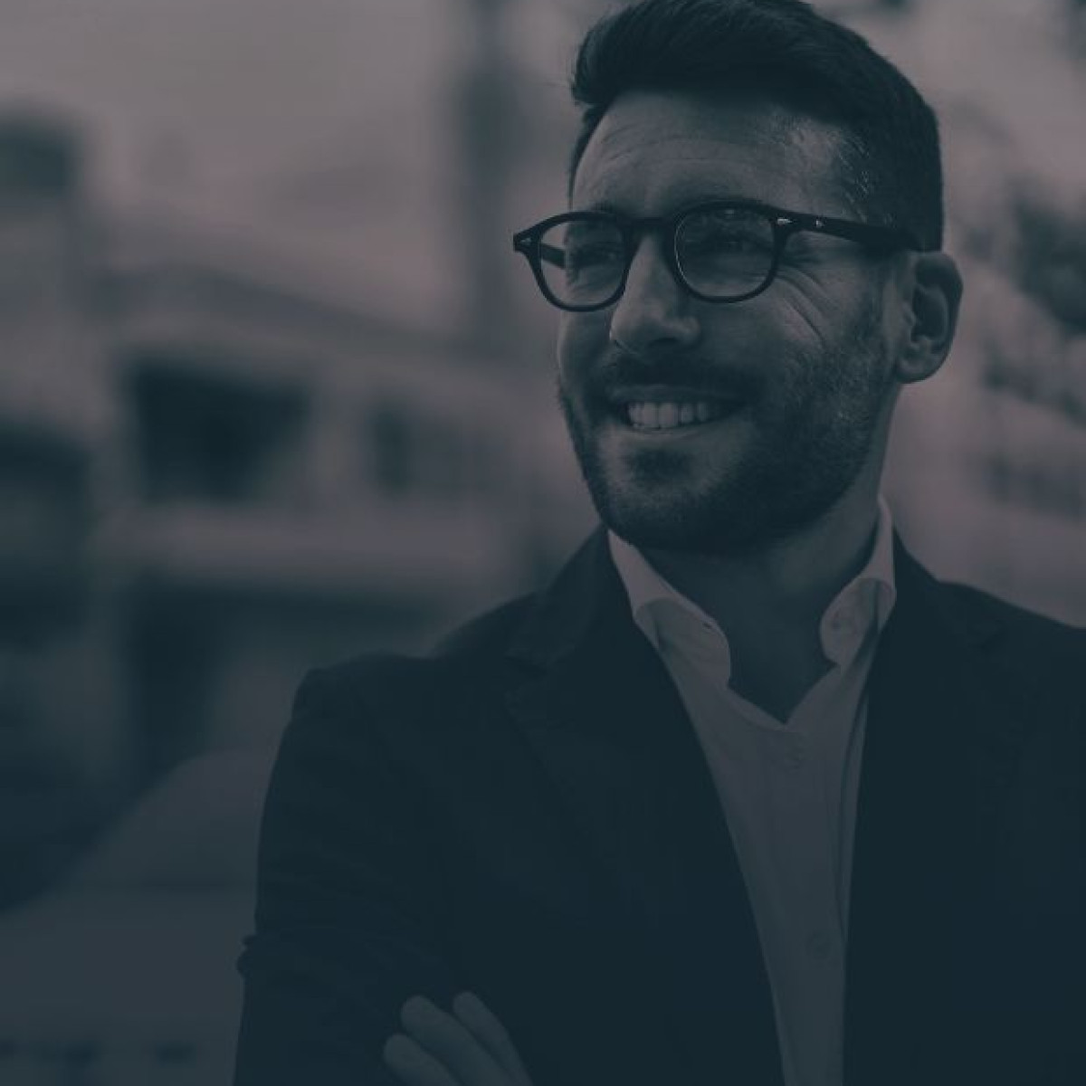 hombre ejecutivo mediana edad